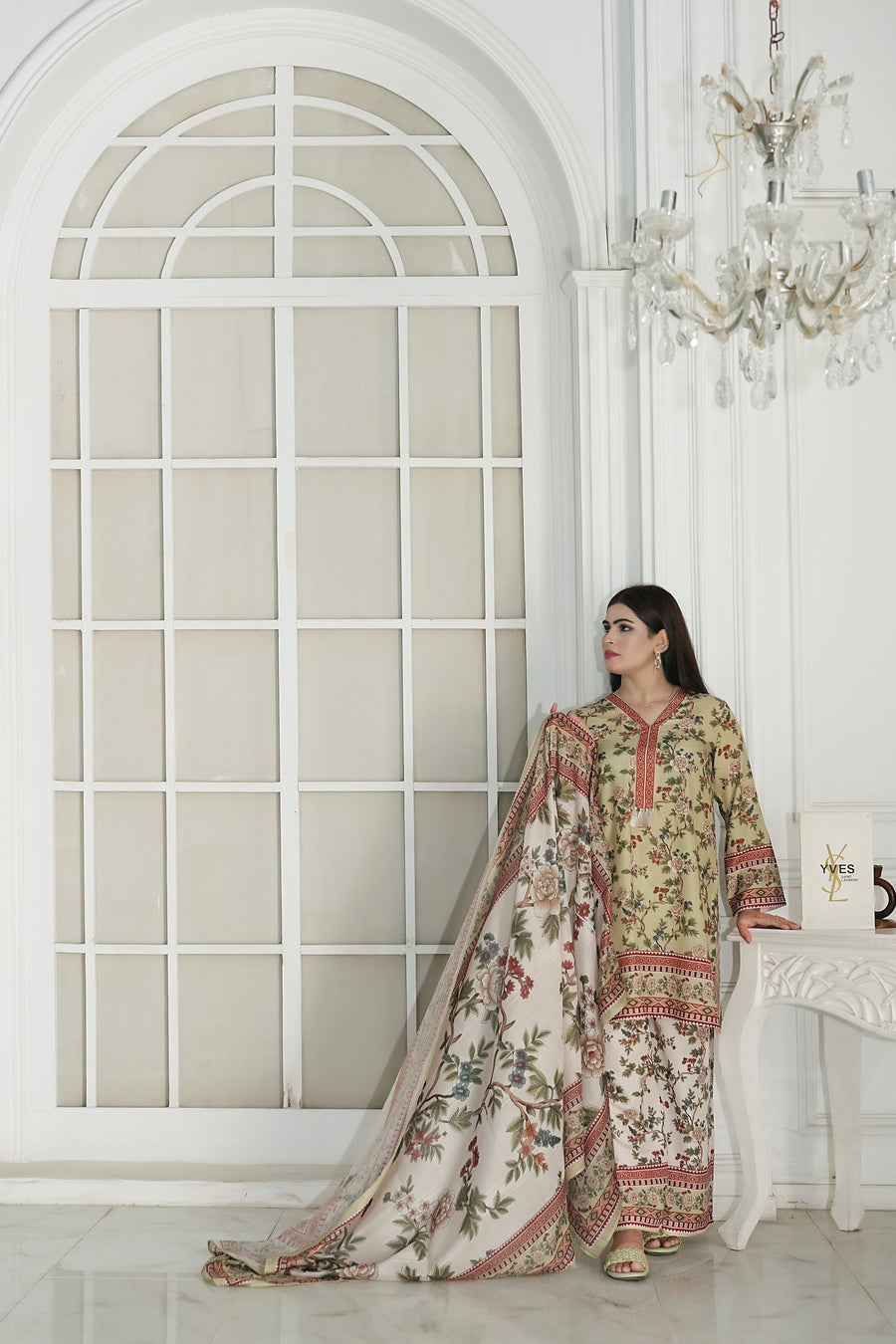Gulzaar – 3 Piece Printed Suit